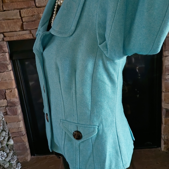 Womens Turquoise Button-Front Jacket - Picture 3 of 15